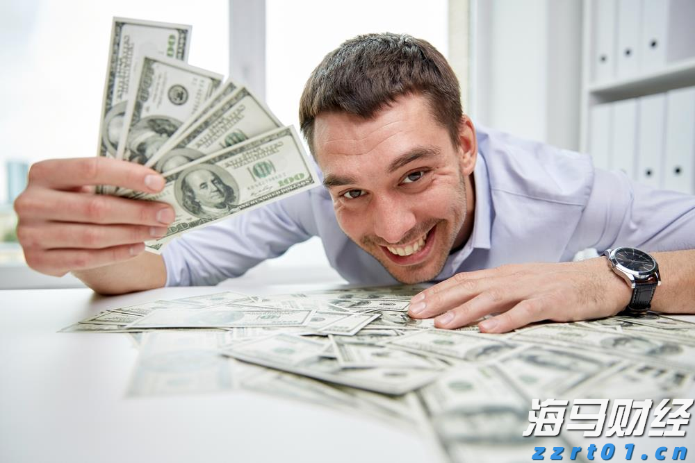 美联储“影子主席”将推动降息？双线资本押注收益率曲线趋陡交易避险