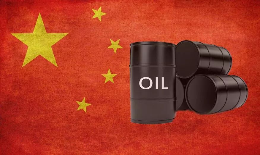 A股午评 | 三大指数走势各异 沪指半日涨0.53%重回3600点 地产股表现强劲