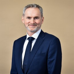 医我看丨晒背真能补气血？先辨体质！注意时段！