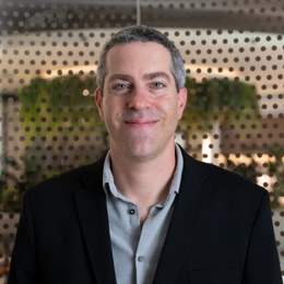 贪污受贿超5000万元，山东省政协原常委李玮获刑15年